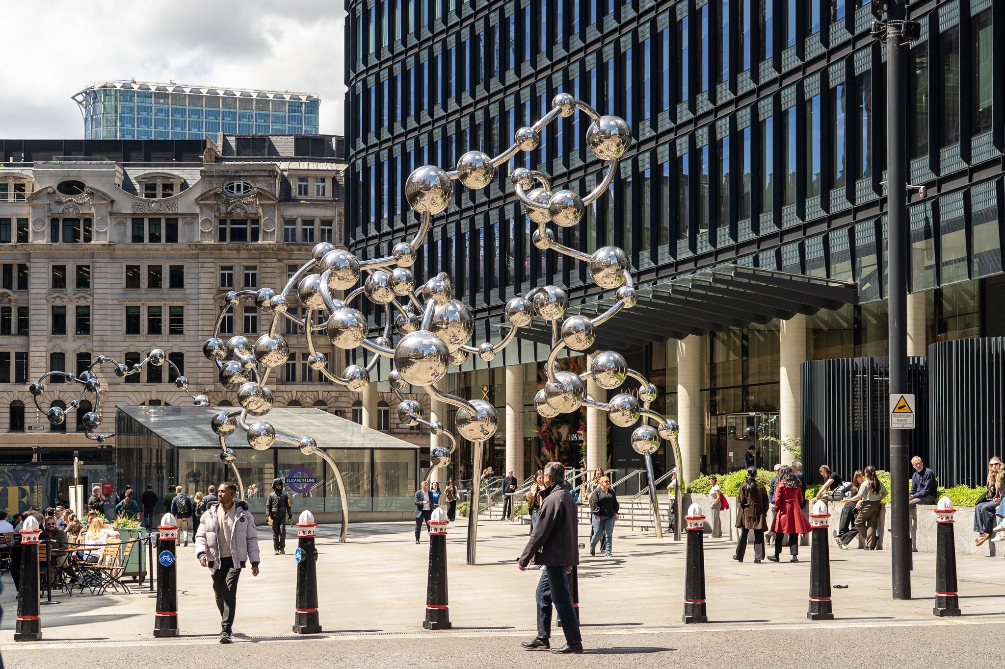 liverpool street london plaza sculpture