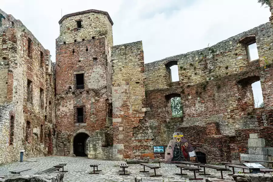 Ruiny zamku w Siewierzu 035